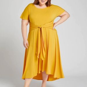 Yellow dress with tie